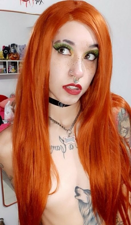 Naken läckt OnlyFans-bild av Alessa Lovecraft