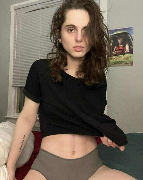 Nahá fotka uniklých OnlyFans od Helmet Girl