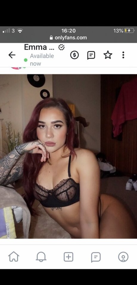 Naken läckt OnlyFans-bild av Emma Herlihy