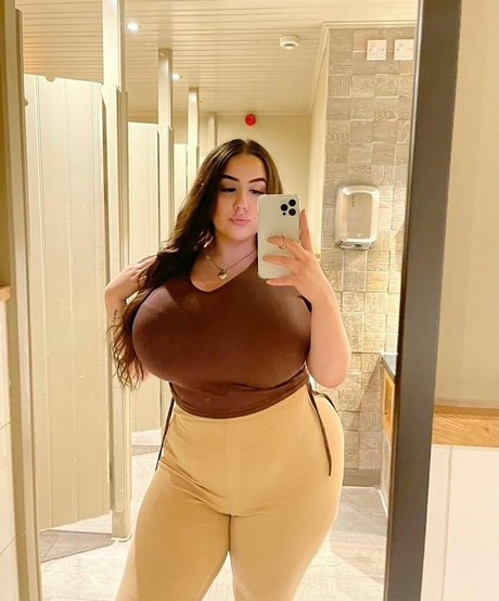 Pettiana Cypriotmami OnlyFans