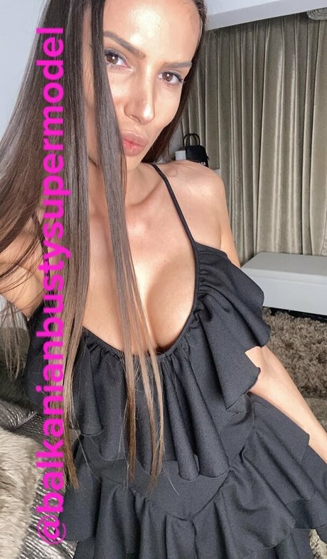 Balkanianbustysupermodel