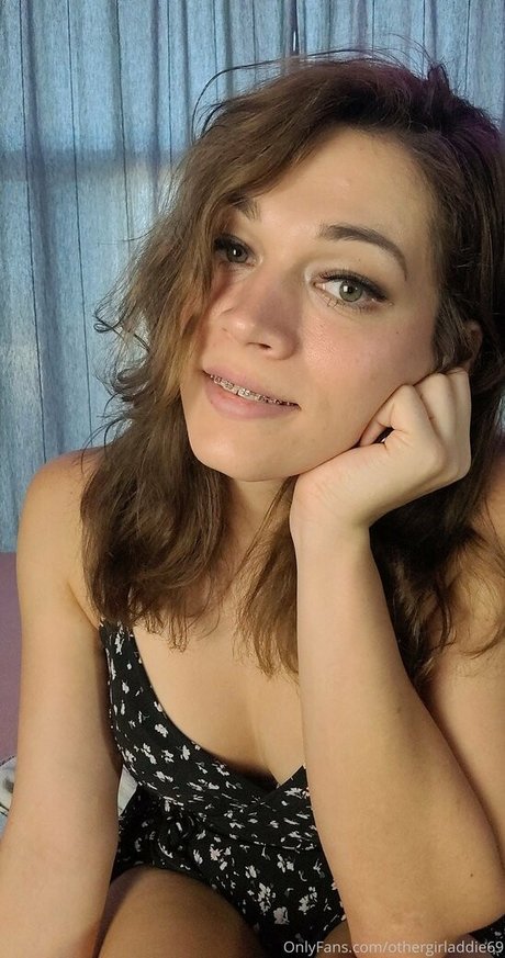 Nahá fotka uniklých OnlyFans od Othergirladdie69