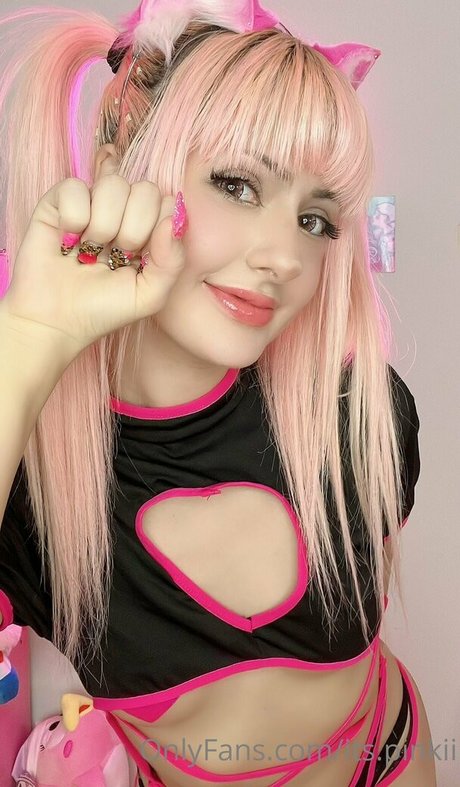 Itspinkii OnlyFans 유출 누드 사진