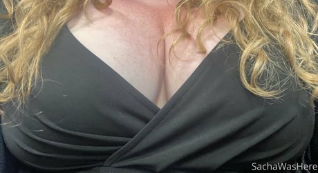 Nahá fotka uniklých OnlyFans od Fireandice907