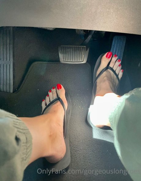 Gorgeouslongtoes