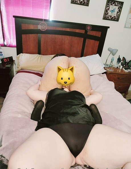 Foto desnuda filtrada de OnlyFans de Icanbedaddysfavorite